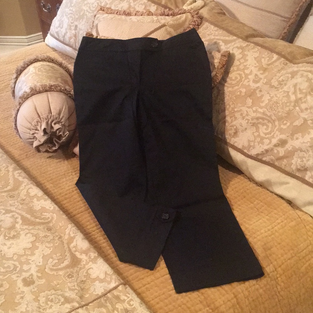 Ann Taylor Black Capri Pants 4
